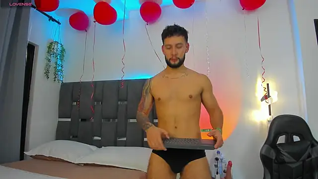 Snapshot of noah_corvelle chatting on February 24, 2026, 4:54 am noah corvelle online show from February 24, 2026, 4:54 am