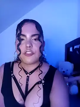 Snapshot of Elara_Nova chatting on November 9, 2025, 2:10 am Elara Nova online show from November 9, 2025, 2:10 am