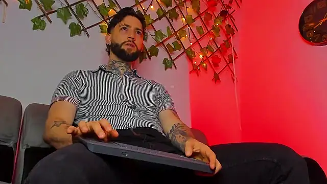 Supreme Alpha online show from January 9, 2026, 3:42 am