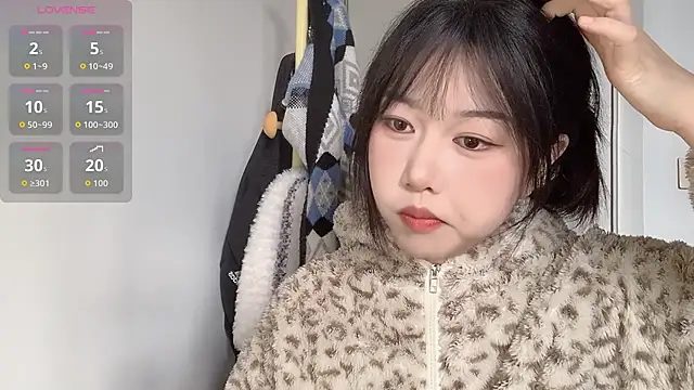 Snapshot of Xiaoji61 chatting on November 23, 2025, 3:50 am Xiaoji61 online show from November 23, 2025, 3:50 am