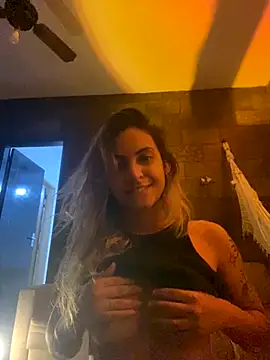 Snapshot of kaakzinha chatting on November 4, 2025, 4:44 am kaakzinha online show from November 4, 2025, 4:44 am