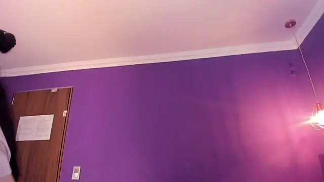 Isabella Crofts online show from February 17, 2026, 3:03 am