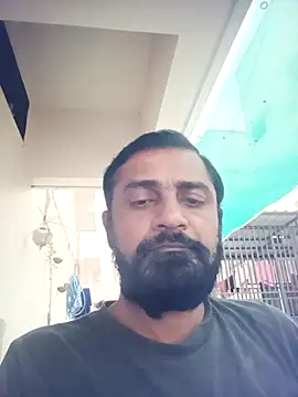 Snapshot of RubyEntity chatting on December 4, 2025, 12:25 pm RubyEntity online show from December 4, 2025, 12:25 pm