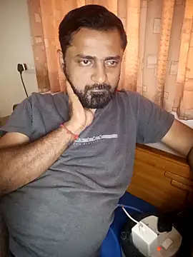 Snapshot of RubyEntity chatting on December 15, 2025, 2:49 am RubyEntity online show from December 15, 2025, 2:49 am