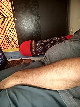 Snapshot of RubyEntity chatting on January 8, 2026, 8:38 am RubyEntity online show from January 8, 2026, 8:38 am