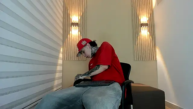 DANTE ARMSTRONG online show from November 27, 2025, 3:41 am