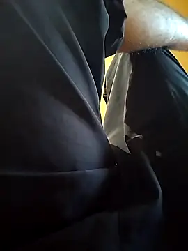 69 HOT 69 online show from November 10, 2025, 3:27 am