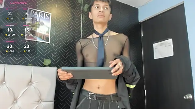 Snapshot of Elian_Julian chatting on January 15, 2026, 7:50 pm Elian Julian online show from January 15, 2026, 7:50 pm