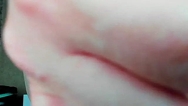 Snapshot of Tykita chatting on December 17, 2025, 7:47 am Tykita online show from December 17, 2025, 7:47 am