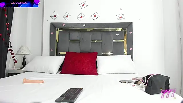 CatleyaSmith online show from February 23, 2026, 12:24 pm