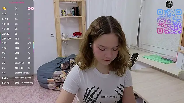 Snapshot of AlissaGerardo chatting on February 17, 2026, 7:09 pm AlissaGerardo online show from February 17, 2026, 7:09 pm