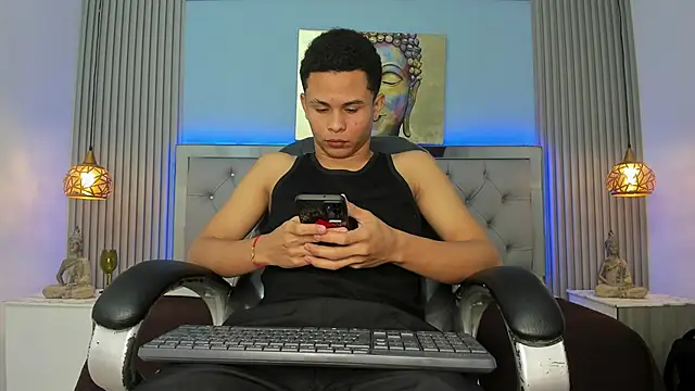 Liams18 online show from May 26, 2026, 3:46 am