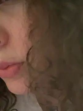 antonellastonne online show from November 9, 2025, 8:51 pm