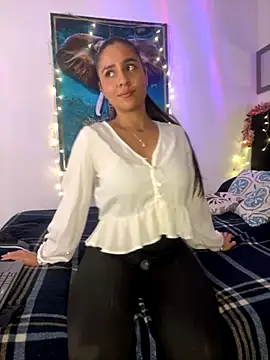 alisaa jhons1 online show from November 30, 2025, 11:42 pm