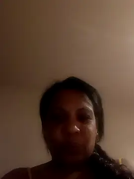 Eva rouse2 online show from December 18, 2025, 5:13 am