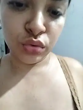 69Antonella02 online show from November 6, 2025, 8:43 pm