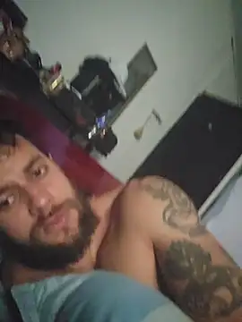 Snapshot of lucweed chatting on March 8, 2026, 11:36 am lucweed online show from March 8, 2026, 11:36 am