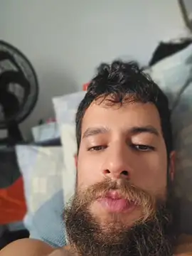 Snapshot of lucweed chatting on March 24, 2026, 3:50 pm lucweed online show from March 24, 2026, 3:50 pm