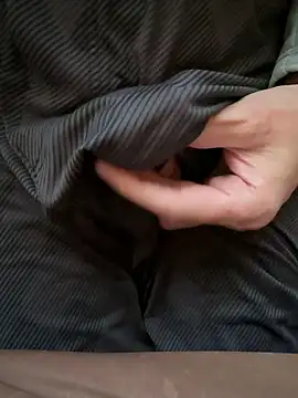 houkeiboy78 online show from February 19, 2026, 9:33 pm