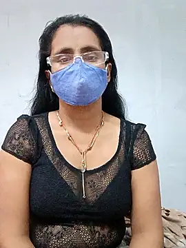 sanjana077 online show from January 10, 2026, 7:32 am