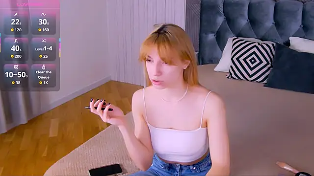 Snapshot of CindyMoriLove chatting on March 25, 2026, 5:35 am CindyMoriLove online show from March 25, 2026, 5:35 am