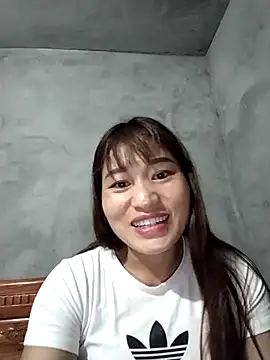 Snapshot of Qoine392 chatting on December 20, 2025, 1:40 pm Qoine392 online show from December 20, 2025, 1:40 pm