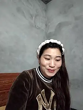 Snapshot of Qoine392 chatting on January 12, 2026, 12:54 pm Qoine392 online show from January 12, 2026, 12:54 pm