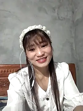 Snapshot of Qoine392 chatting on January 13, 2026, 11:15 am Qoine392 online show from January 13, 2026, 11:15 am