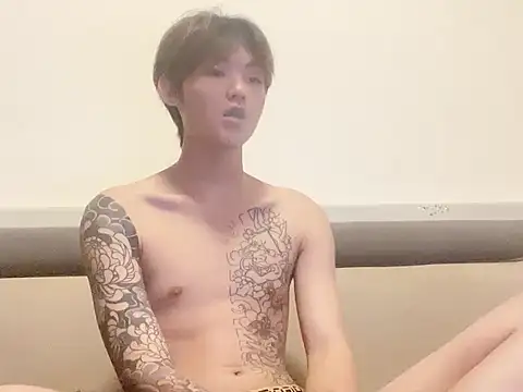 xiaomeng2563 online show from January 5, 2026, 5:27 pm