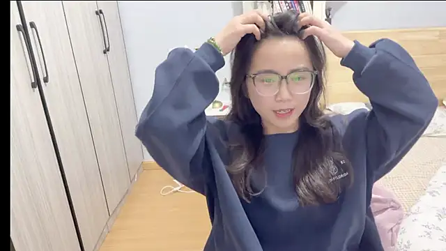 Hmm 0303 online show from February 6, 2026, 5:05 pm