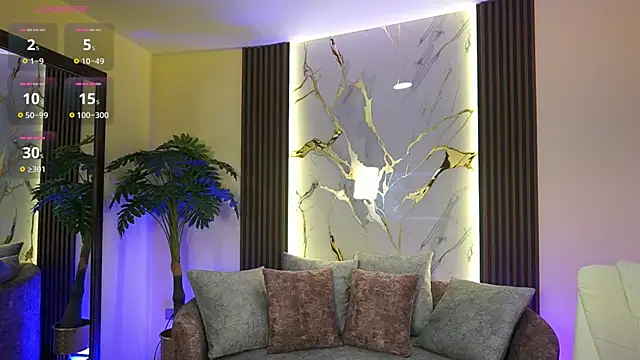 TessaaFox online show from November 11, 2025, 1:22 pm