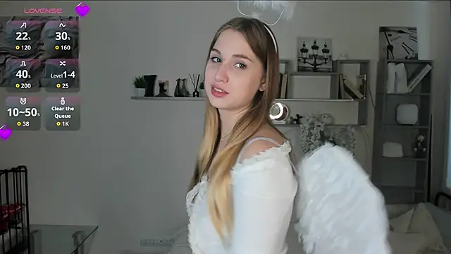 TawnyaVanschaick online show from February 14, 2026, 10:01 am