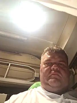 Grase44 online show from November 27, 2025, 5:04 pm