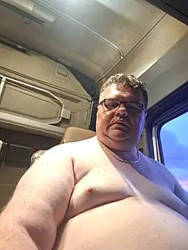 Grase44 online show from December 1, 2025, 4:45 pm