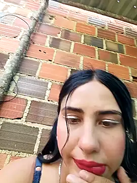 Snapshot of katalellahot03 chatting on November 6, 2025, 2:18 pm katalellahot03 online show from November 6, 2025, 2:18 pm