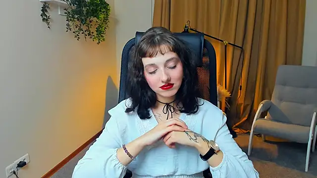 Snapshot of JannLedain chatting on November 6, 2025, 12:28 pm JannLedain online show from November 6, 2025, 12:28 pm