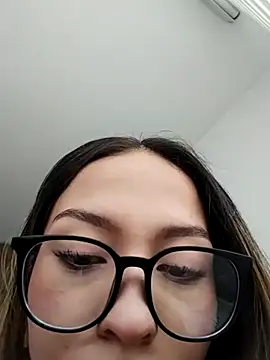 LuluuBerry online show from December 20, 2025, 6:26 pm