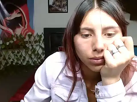 Snapshot of LuluKiss_ chatting on November 5, 2025, 8:31 pm LuluKiss online show from November 5, 2025, 8:31 pm