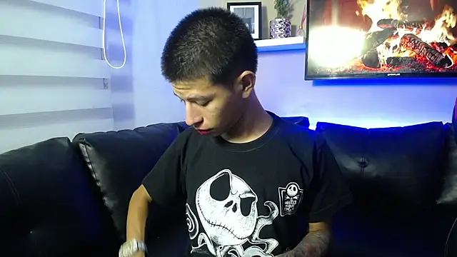 Tessachains 2  online show from December 22, 2025, 2:41 am