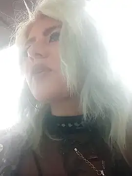 Hollywouldd online show from November 10, 2025, 5:01 pm