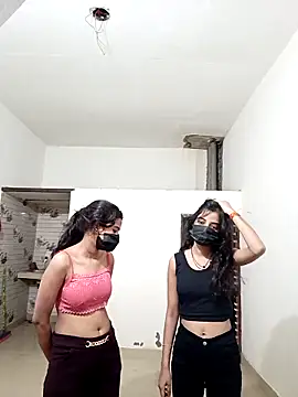 Snapshot of Hot_komall chatting on March 17, 2026, 12:59 am Hot komall online show from March 17, 2026, 12:59 am