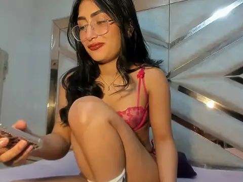 HannaLis online show from December 15, 2025, 4:28 am