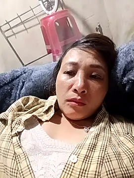 Snapshot of Missa-kute20 chatting on December 22, 2025, 1:08 pm Missa-kute20 online show from December 22, 2025, 1:08 pm