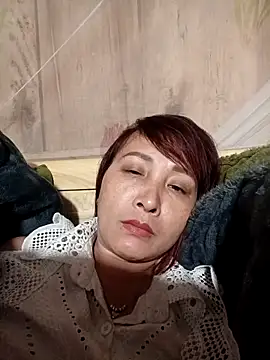 Snapshot of Missa-kute20 chatting on February 3, 2026, 2:11 pm Missa-kute20 online show from February 3, 2026, 2:11 pm