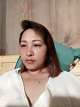 Missa-kute20 online show from April 6, 2026, 10:11 pm