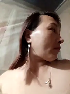 Missa-kute20 online show from April 10, 2026, 5:34 am