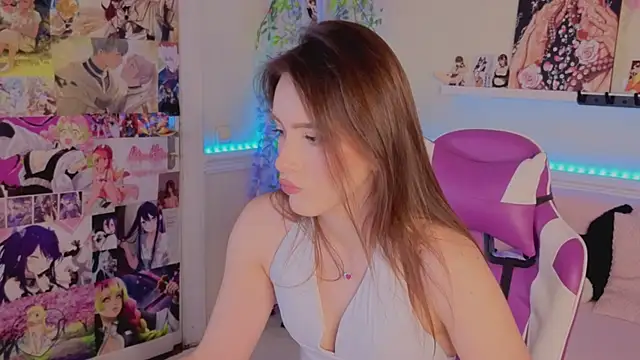 Snapshot of SofiBelucci chatting on November 8, 2025, 1:44 pm SofiBelucci online show from November 8, 2025, 1:44 pm