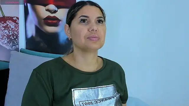 Andhrea Vale online show from January 14, 2026, 11:49 am