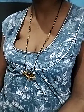 Snapshot of Ragini-hot chatting on November 15, 2025, 5:20 pm Ragini-hot online show from November 15, 2025, 5:20 pm