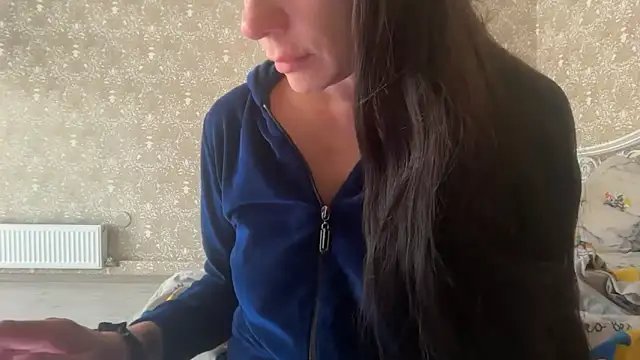 Snapshot of Angelinaa19 chatting on April 23, 2026, 1:02 pm Angelinaa19 online show from April 23, 2026, 1:02 pm